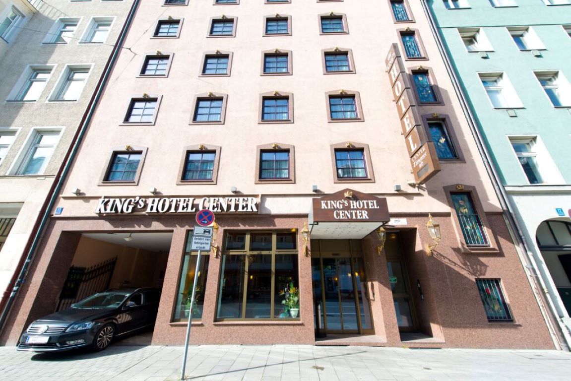 King's Hotel Center-Zgrada hotela.jpg