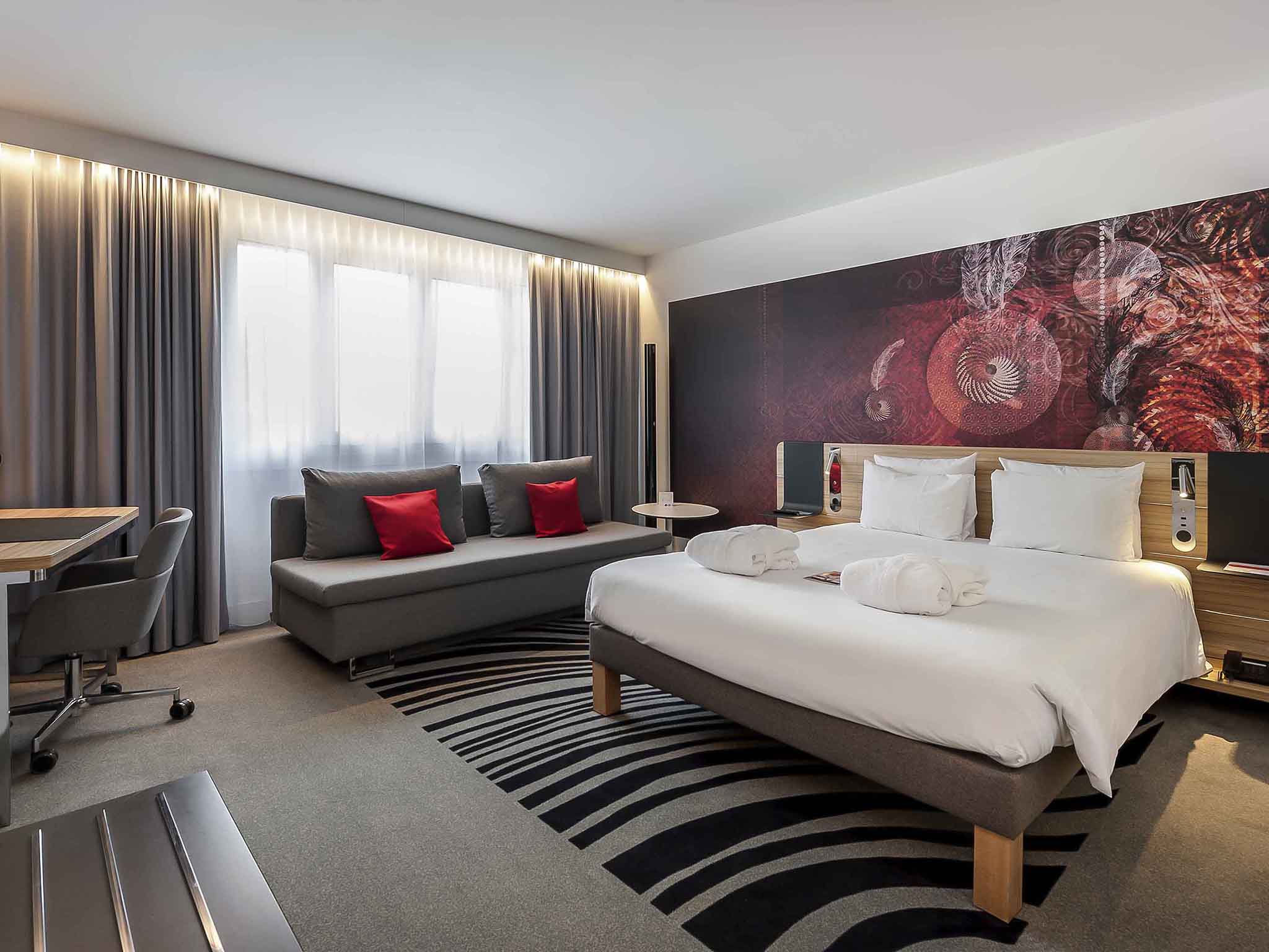 Novotel Muenchen City-Executive soba.jpg