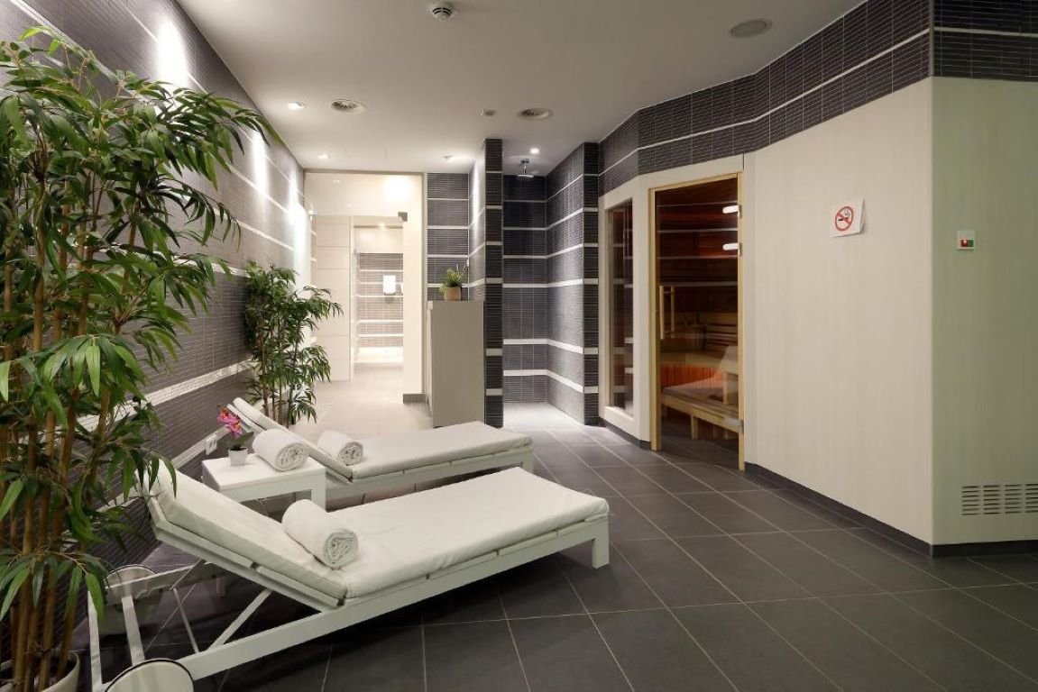 Eurostars Book Hotel-Relax zona.jpg