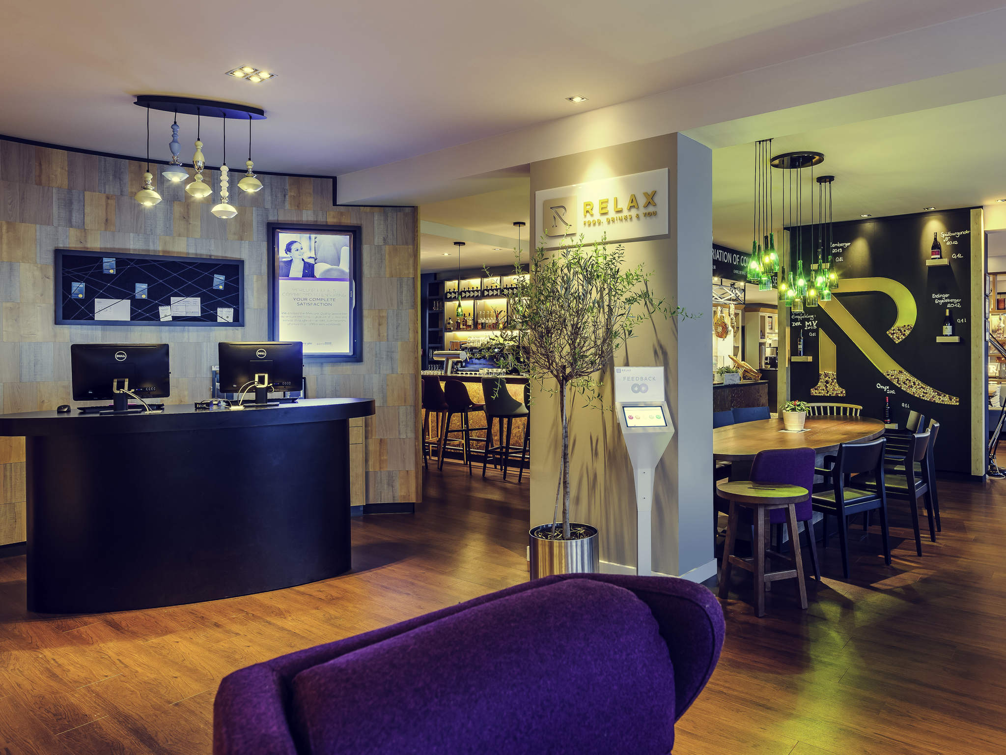 Mercure Muenchen City Center-Recepcija.jpg