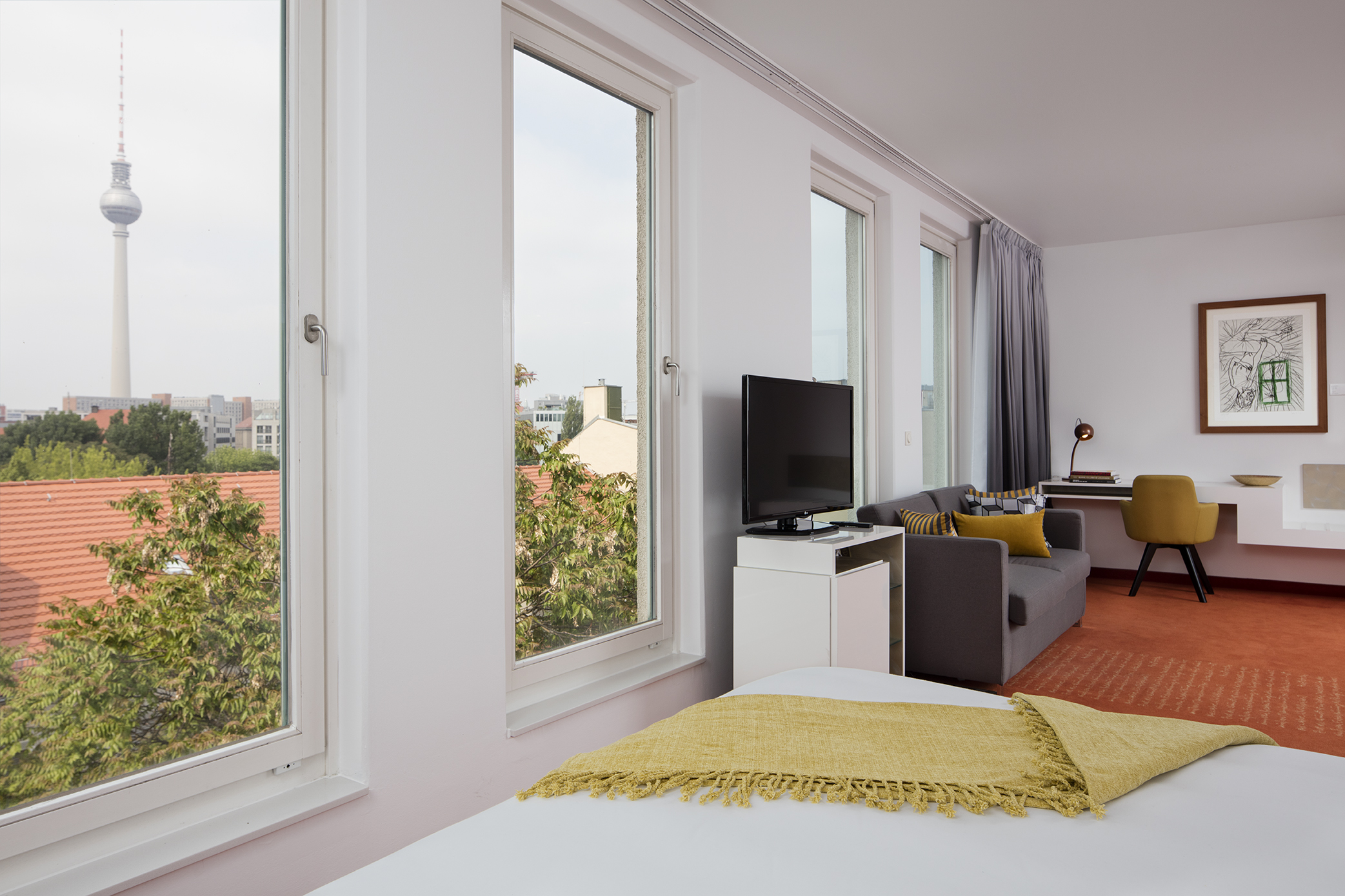 Art'otel Berlin Mitte-Art suite.jpg