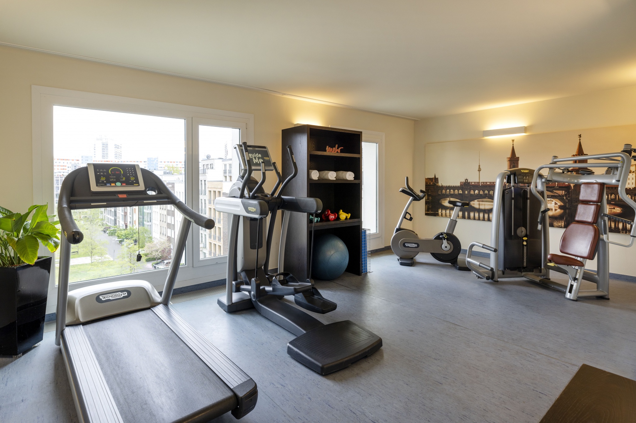 Arcotel John F Hotel-Fitnes.jpg