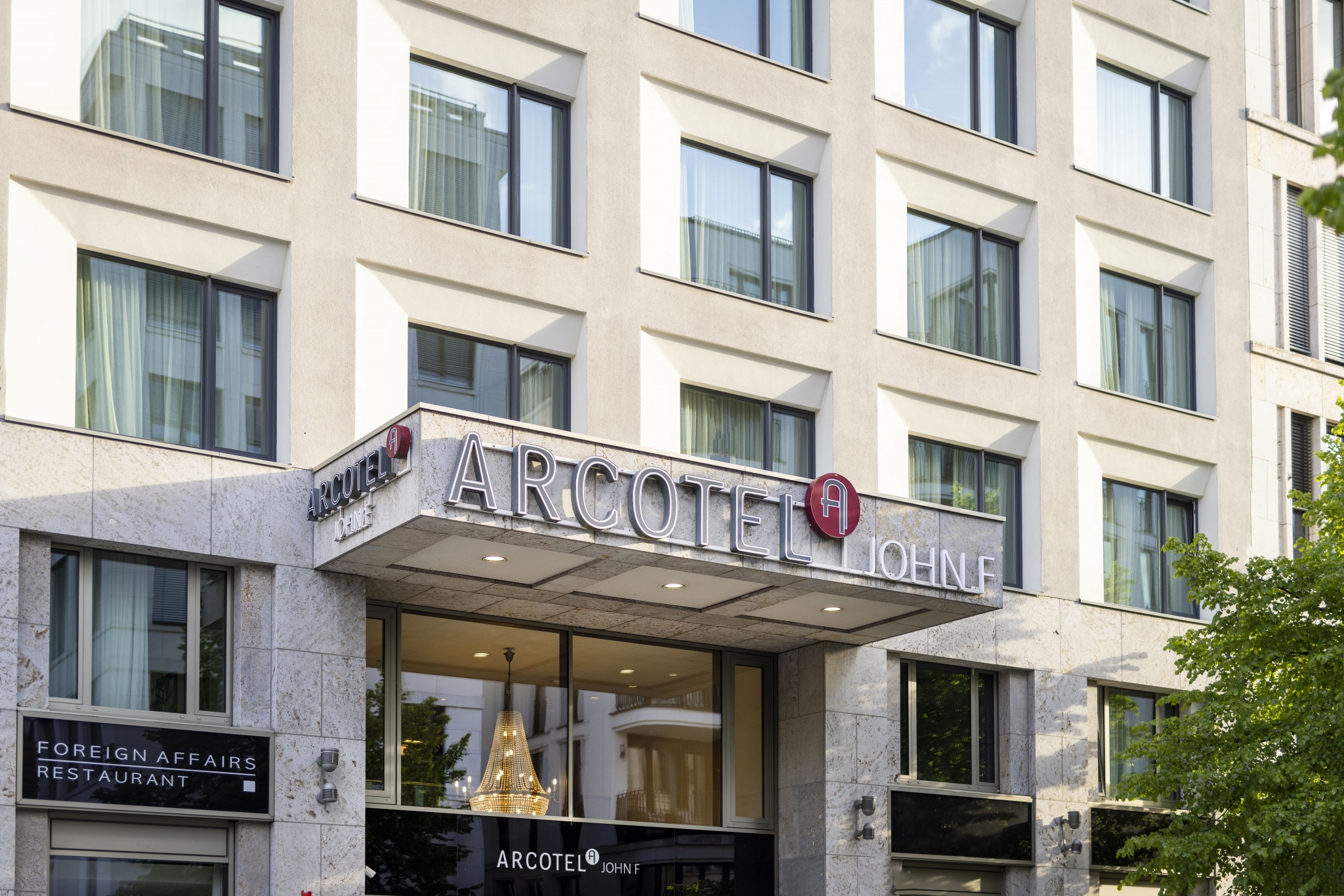 Arcotel John F Hotel-Ulaz u hotel.jpg