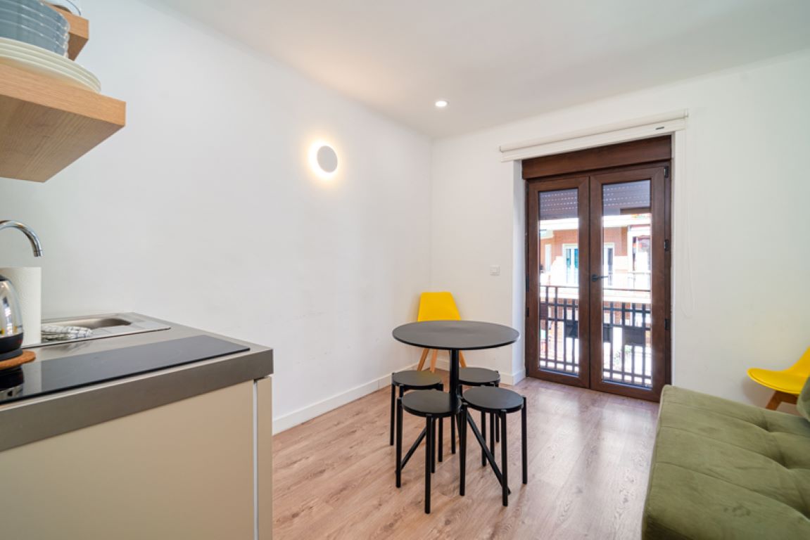 AngelitoMAD-Apartman.jpg