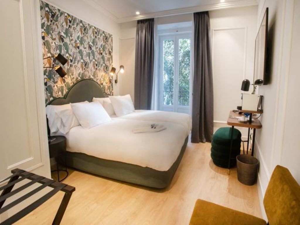 Soho Boutique Opera Hotel-Trokrevetna soba.jpg