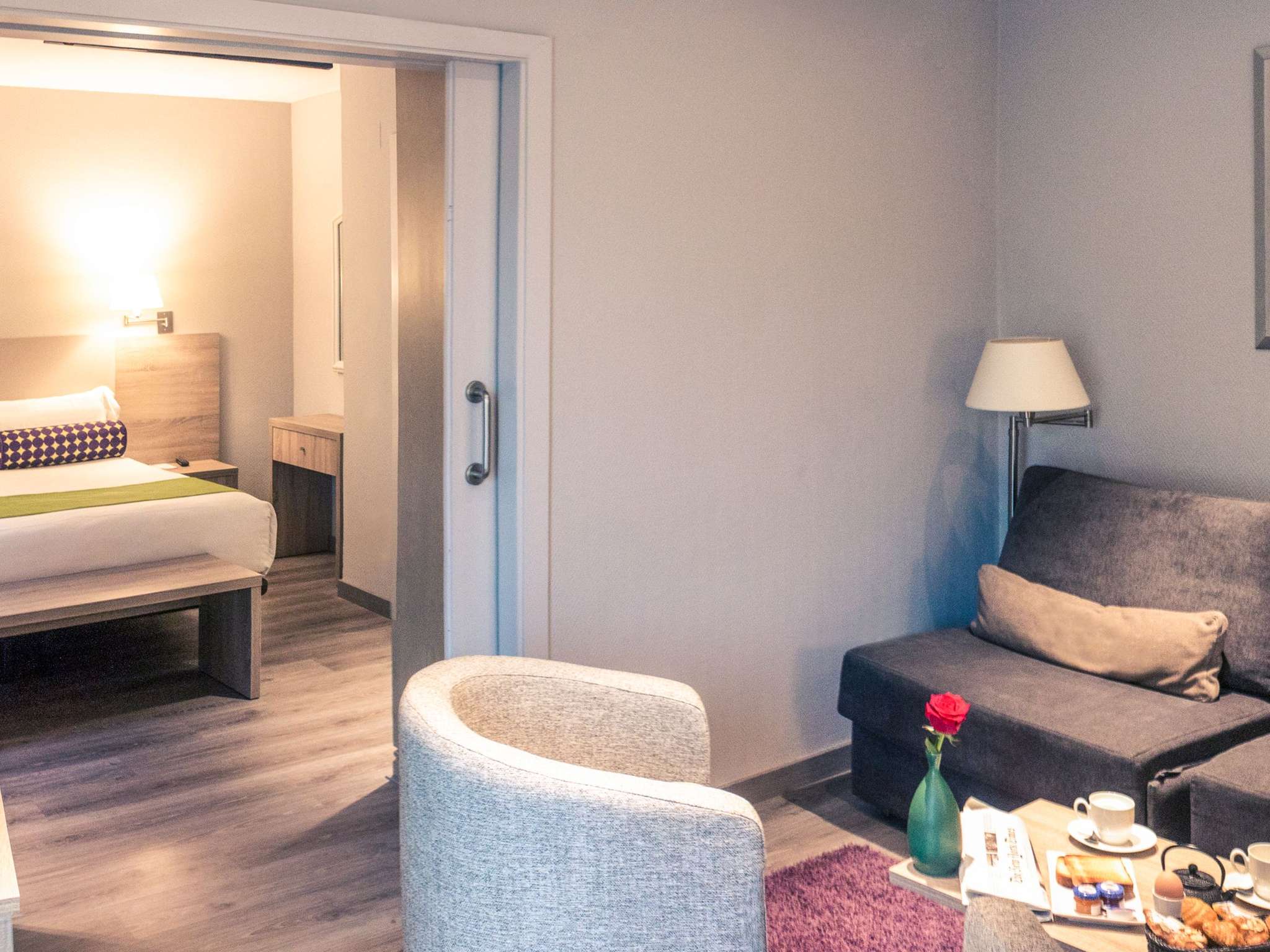 Hotel Mercure Madrid Centro-Suite.jpg
