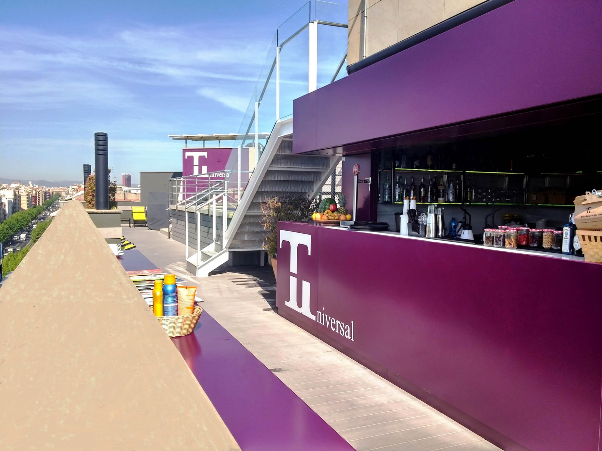 Barcelona Universal Hotel-Bar.jpg