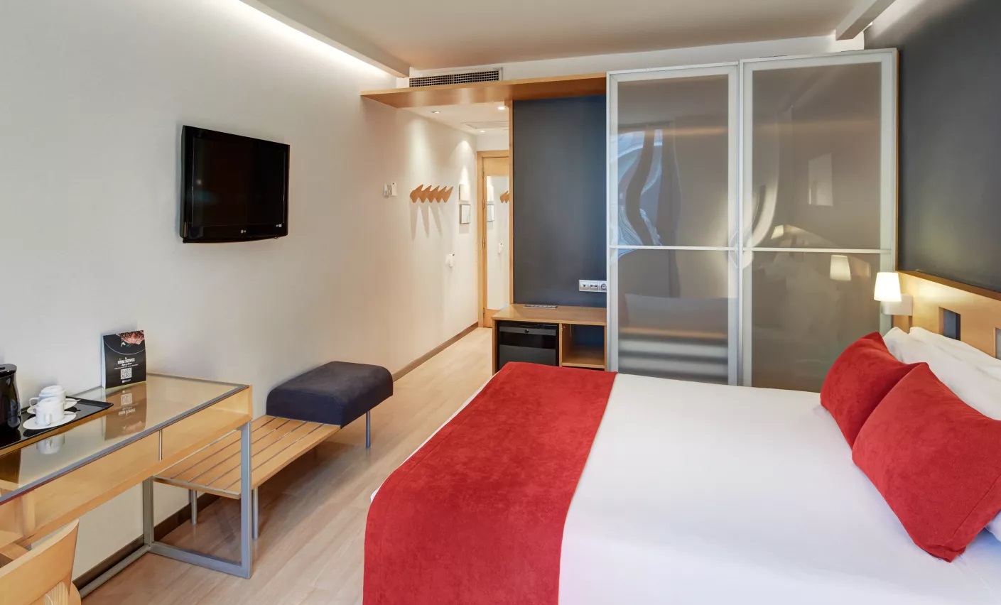 Sercotel Caspe Hotel-Standardna soba.jpeg