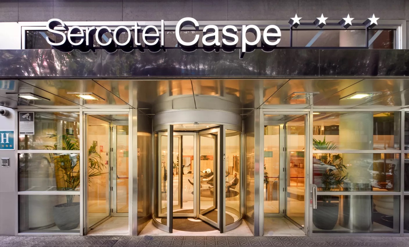 Sercotel Caspe Hotel-Ulaz u hotel.jpg