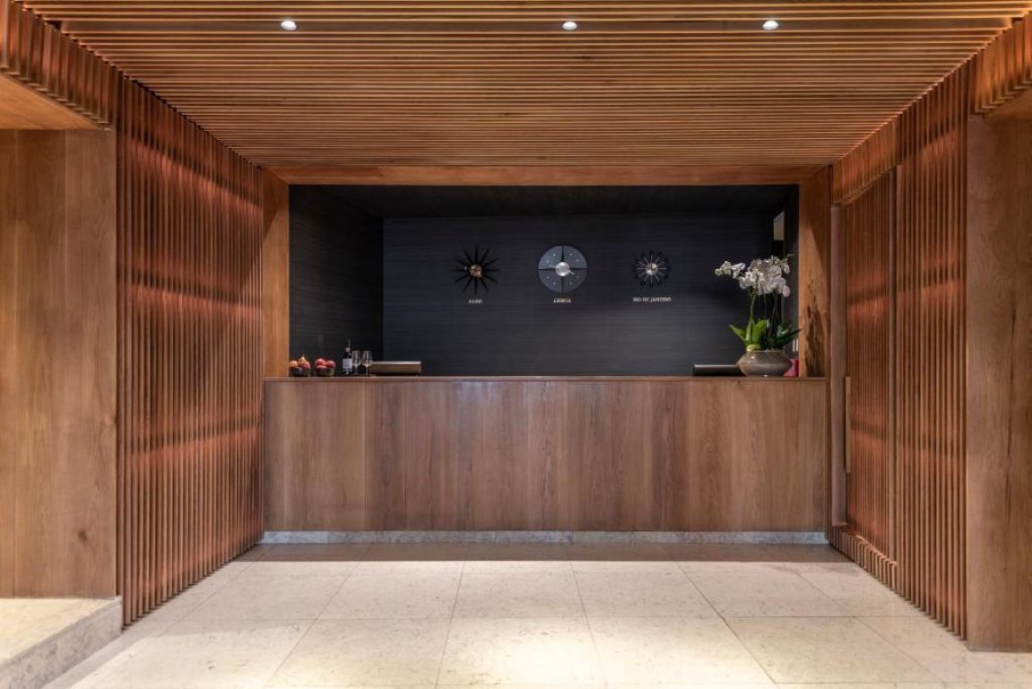 Dom Carlos Park Hotel-Recepcija.jpg