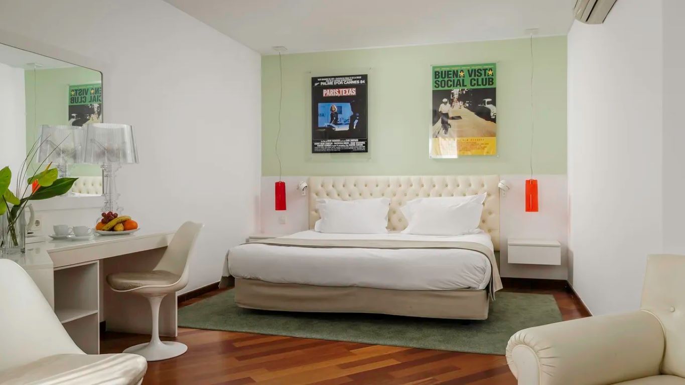 Hotel Florida-Standardna soba.jpg
