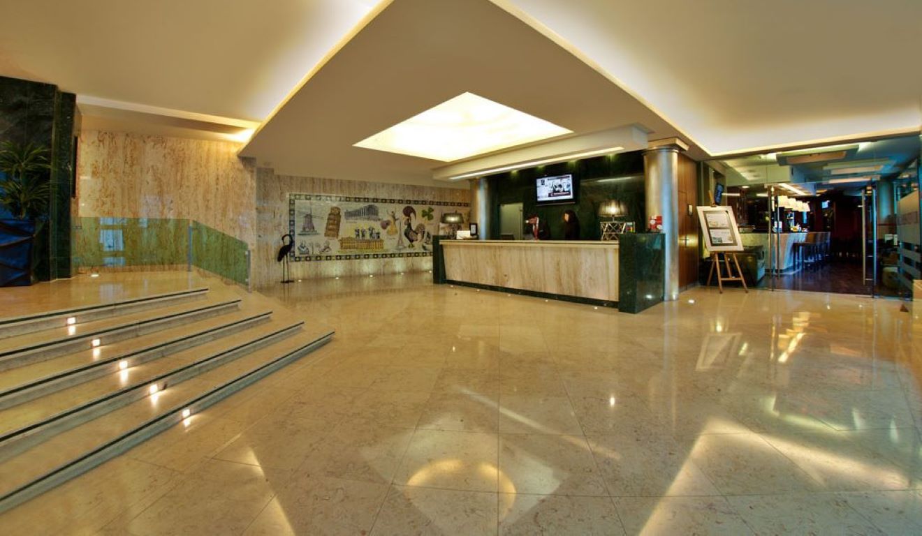 Hotel Turim Europa-Recepcija.jpg