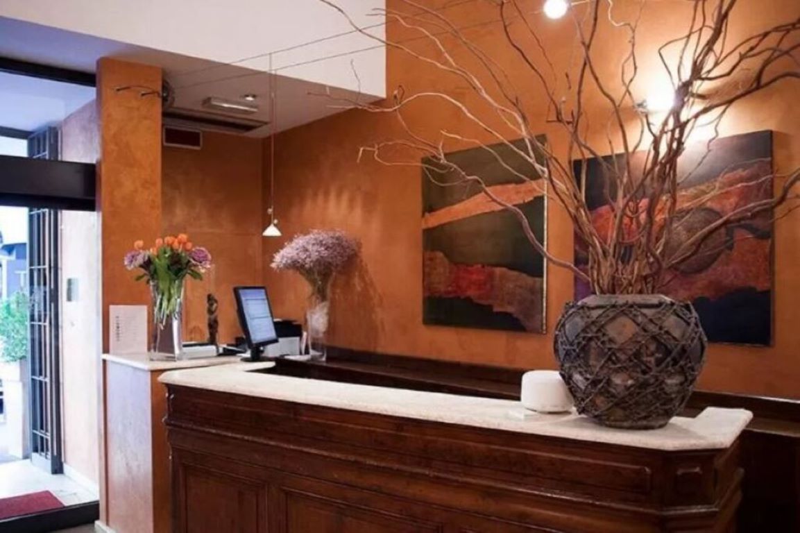 Hotel Columbia-Recepcija.jpg