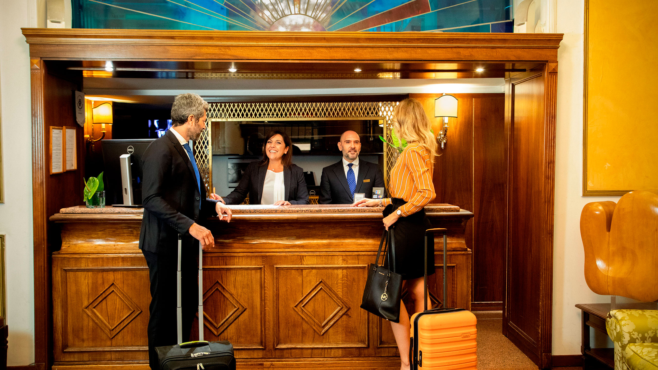 Hotel Oxford-Recepcija.jpg