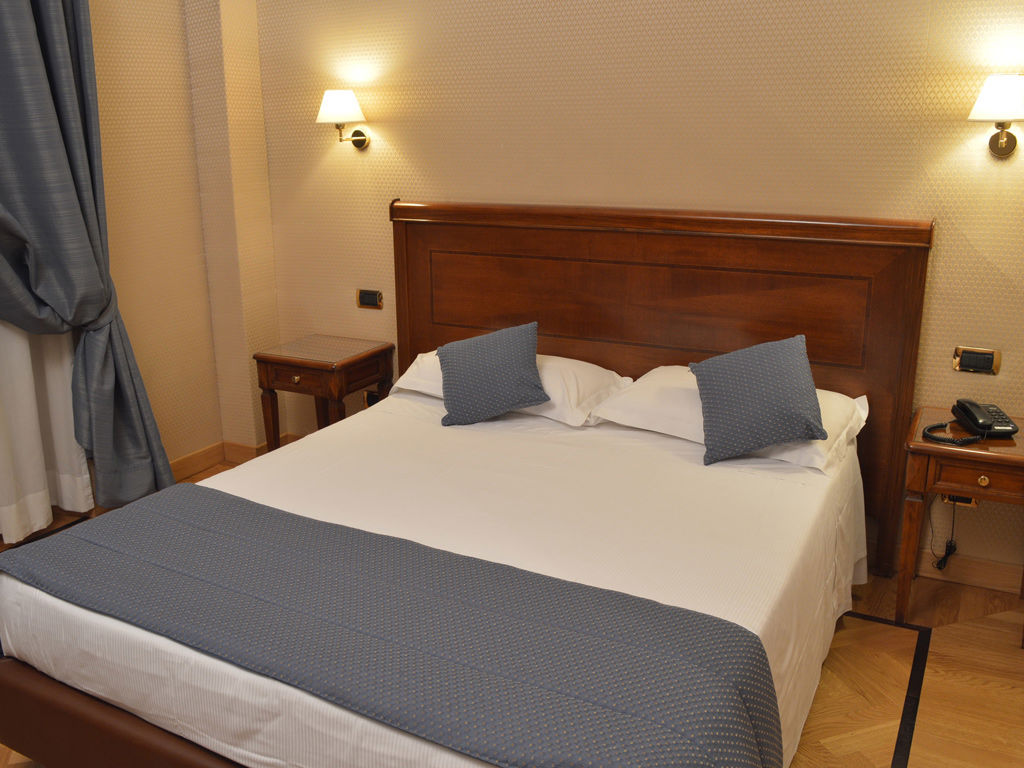 Hotel Montecarlo-Economy soba.jpg