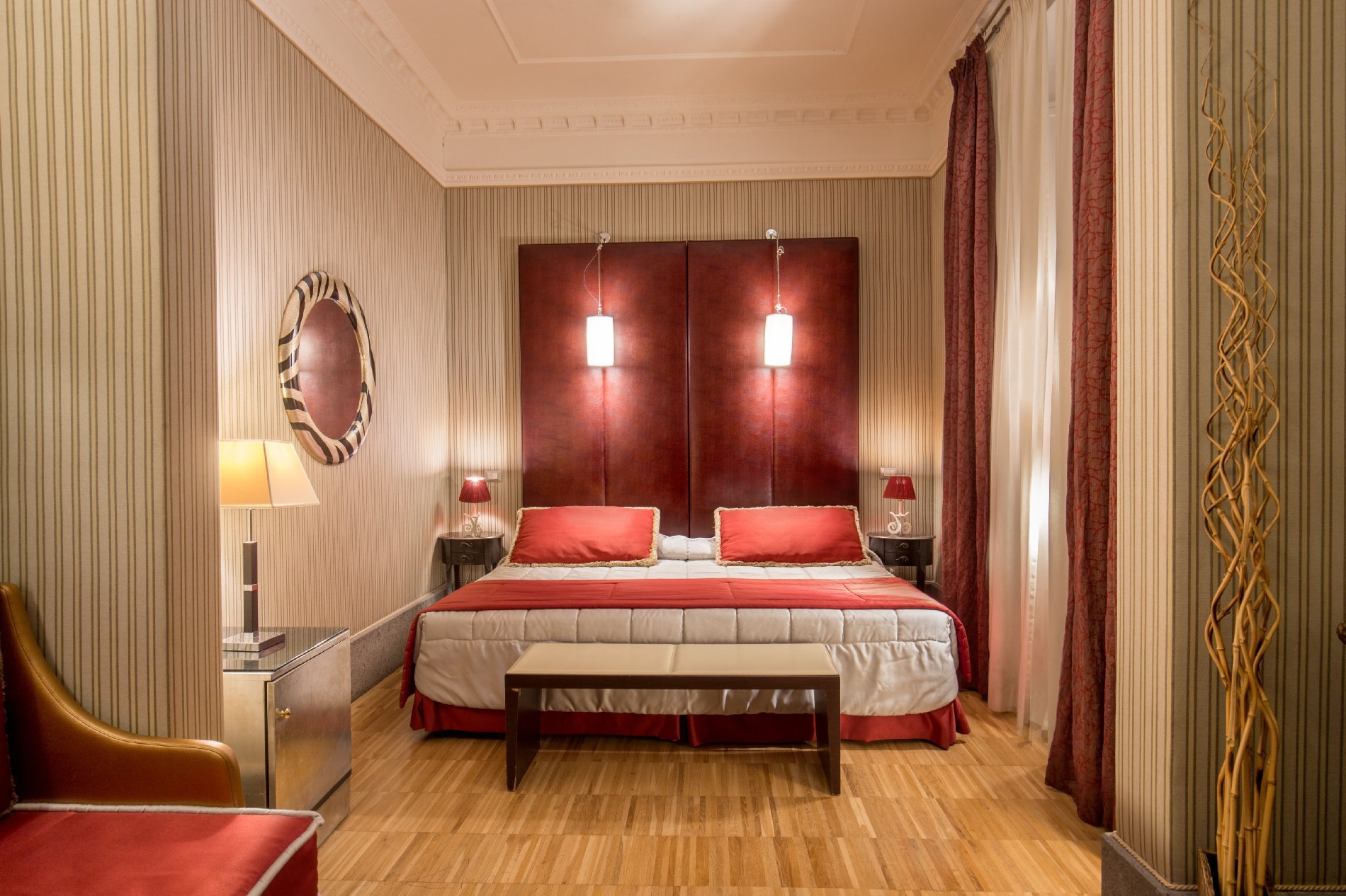 Hotel Morgana-Luxury cetvorokrevetna soba.jpg