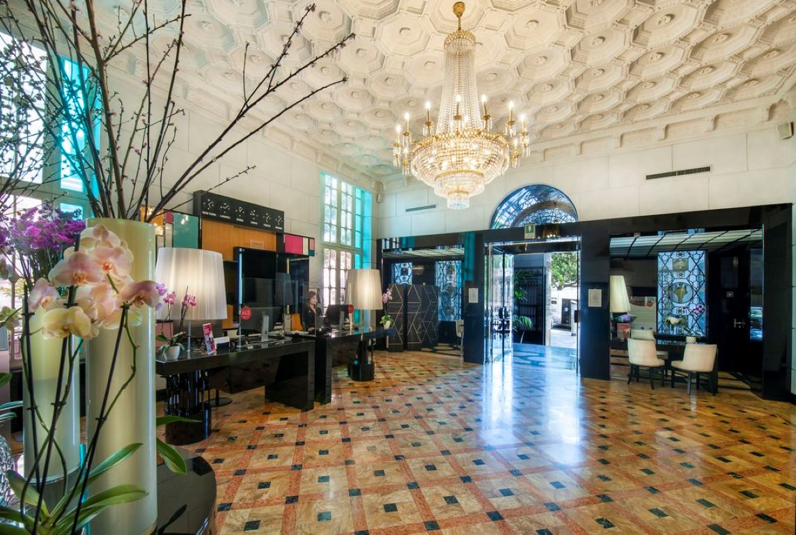Grand Hotel Palace-Recepcija.jpg
