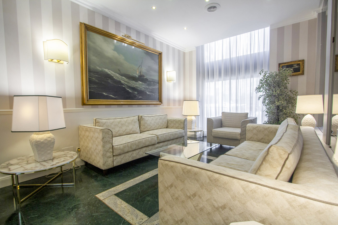 Flora Hotel-Lobby.jpg