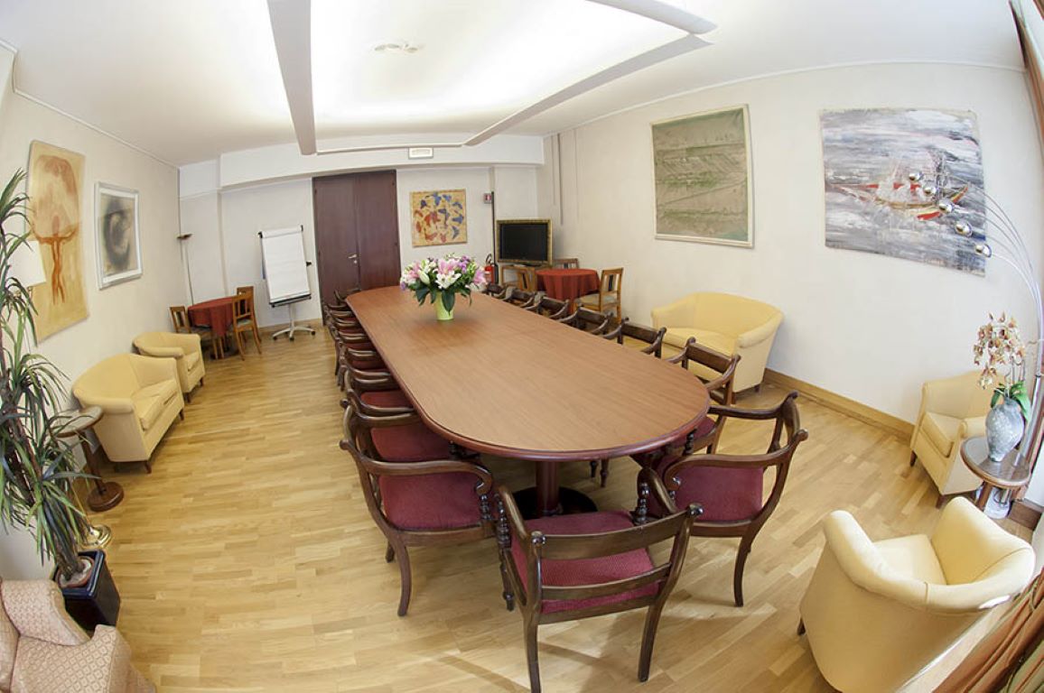 Bristol Hotel-Sala za sastanke.jpg