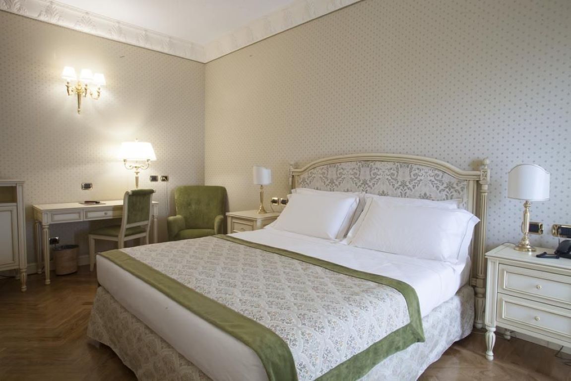 Hotel Marconi-Deluxe soba.jpg
