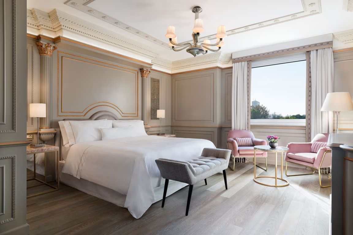 Hotel The Westin Palace-Grand Deluxe Imperial.jpg