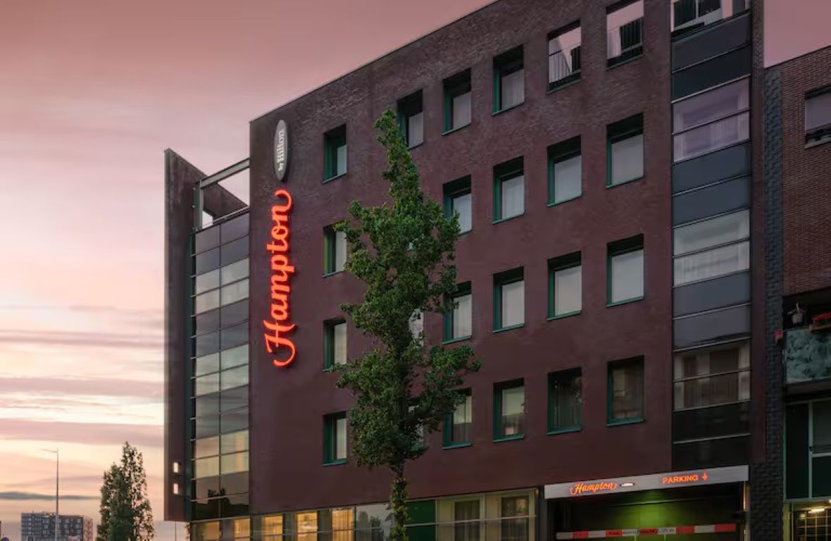 Hampton by Hilton Amsterdam Centre East-Zgrada hotela.jpg
