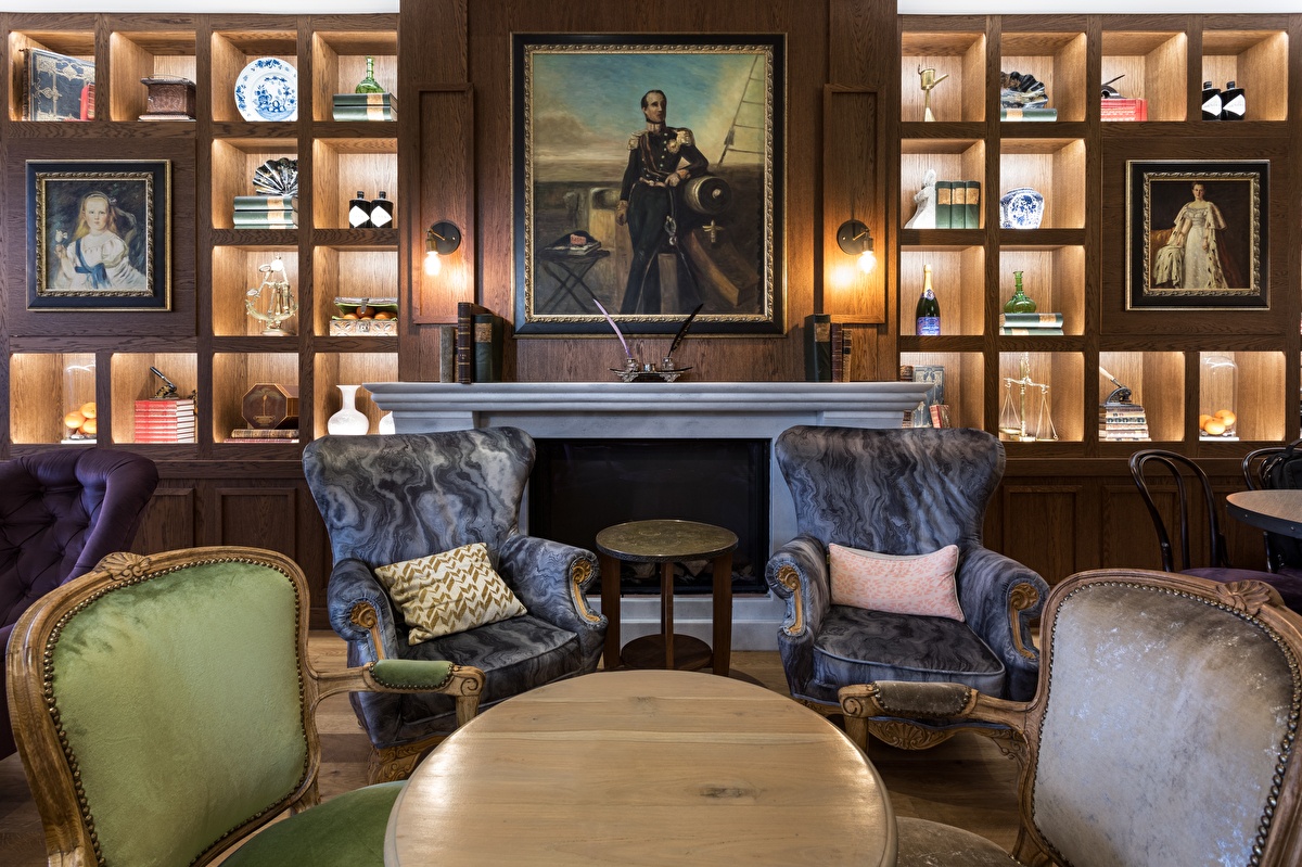 The Hendrick's Hotel-Lobby.jpg