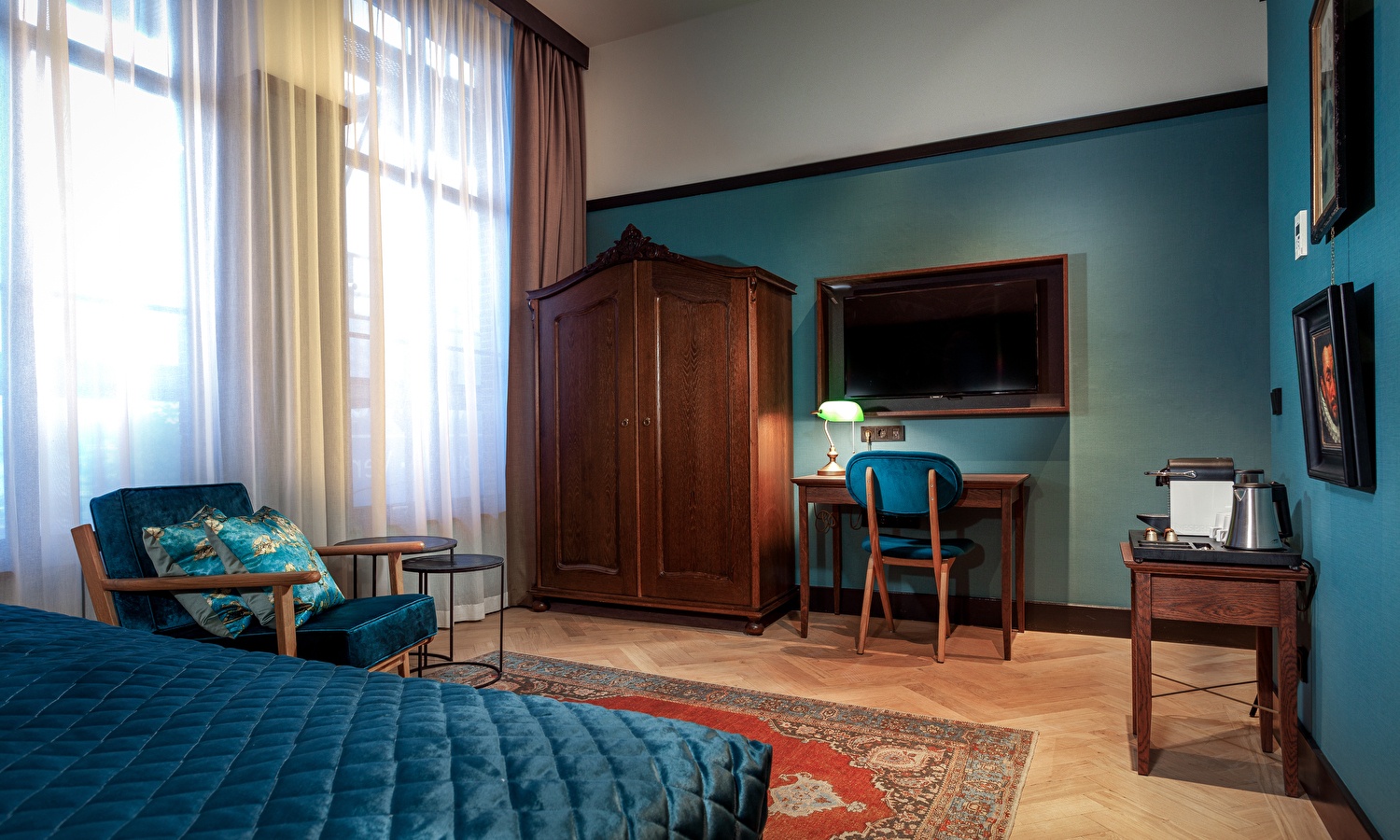 The Hendrick's Hotel-Superior soba.jpg