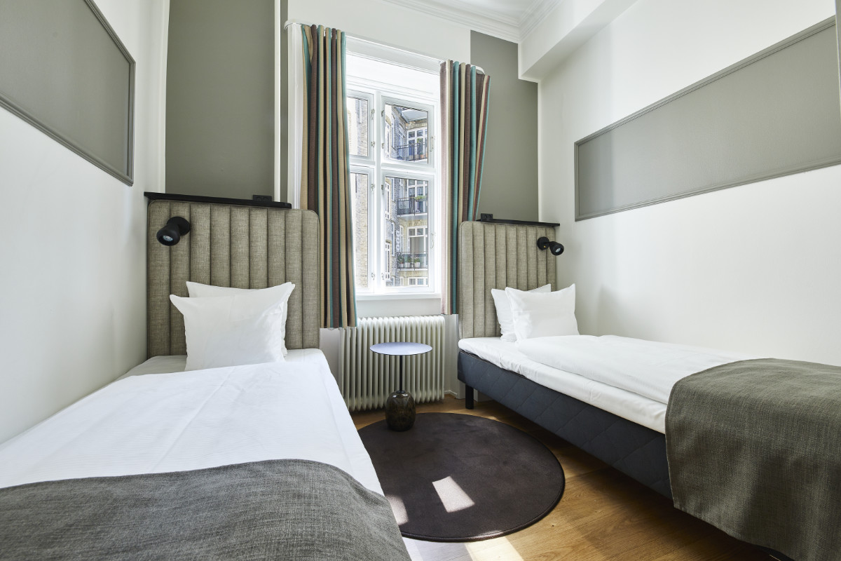 Sct Thomas Hotel-Standardna soba.jpg