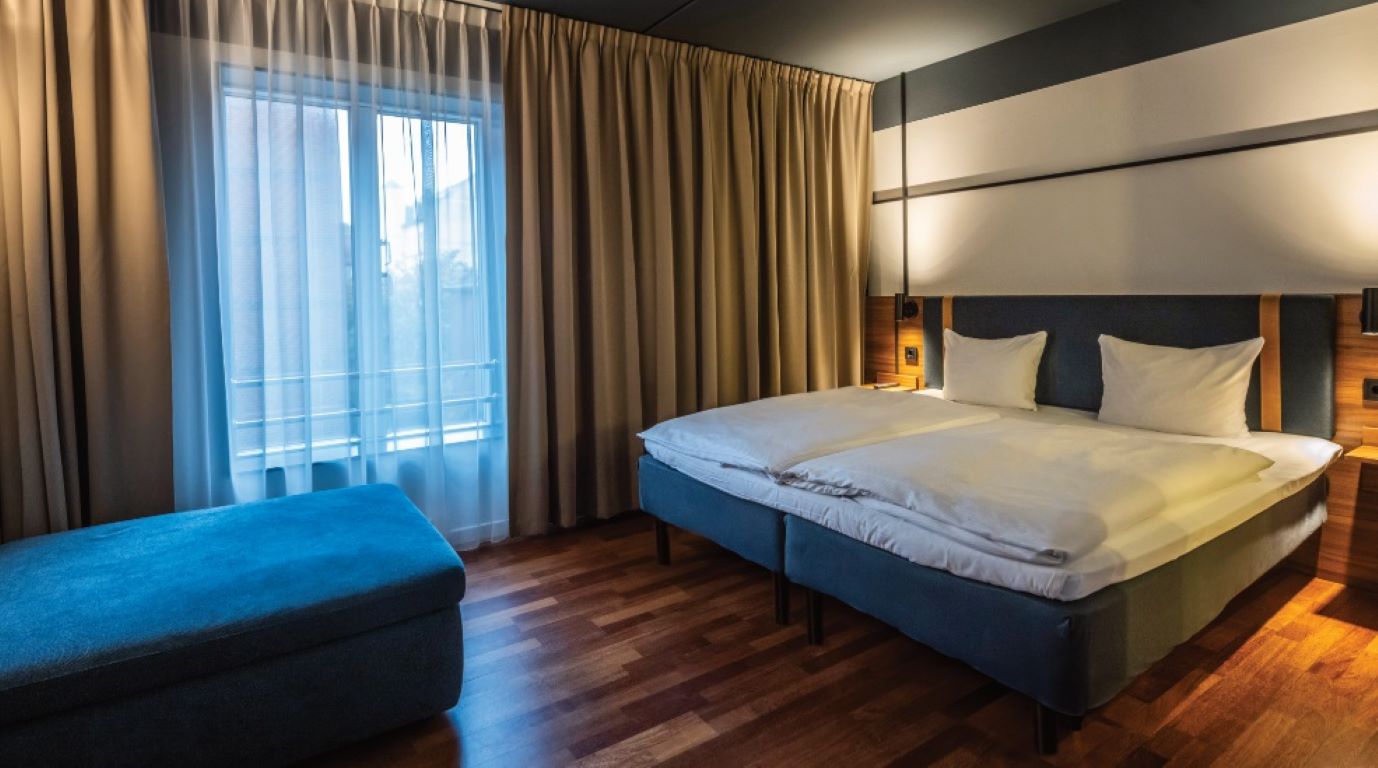 Comfort Hotel Vesterbro-Trokrevetna soba.jpg