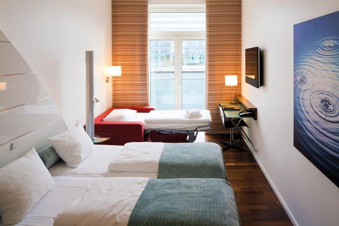 Copenhagen Island Hotel-Trokrevetna soba.jpg