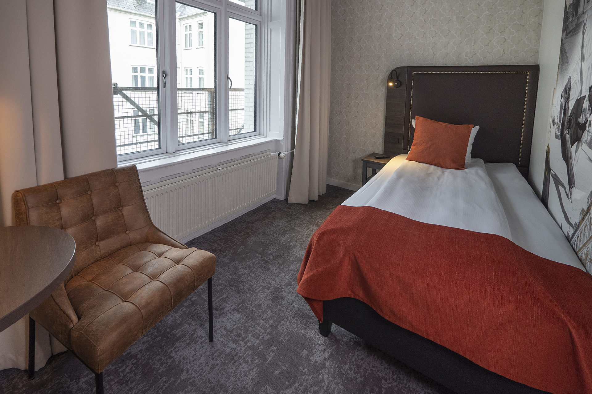 Mayfair Hotel-Jednokrevetna soba.jpg