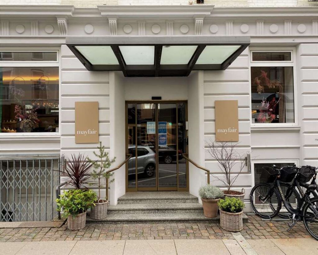 Mayfair Hotel-Prilaz hotelu.jpg