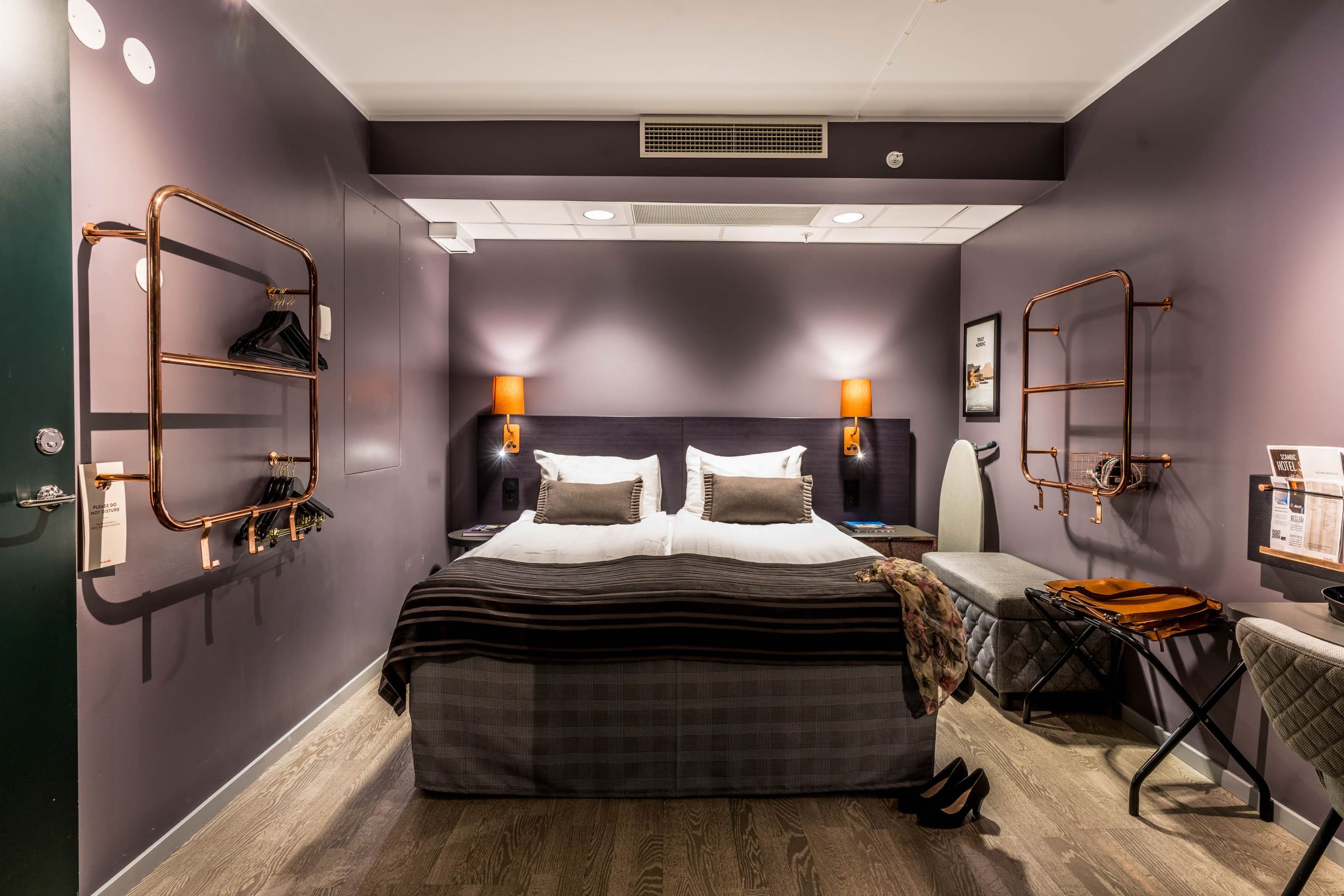Scandic Continental Hotel-Cabin soba bez prozora.jpg
