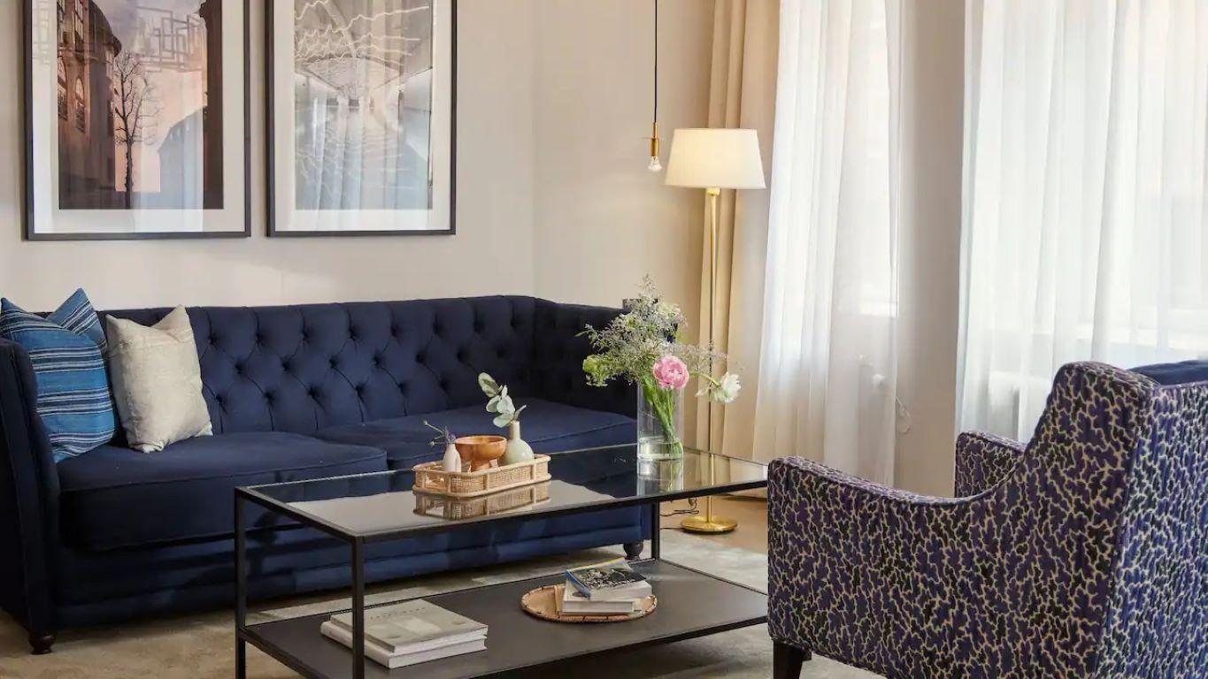 Hotel reisen in the Unbound Collection by Hyatt-Nordic suite.jpg