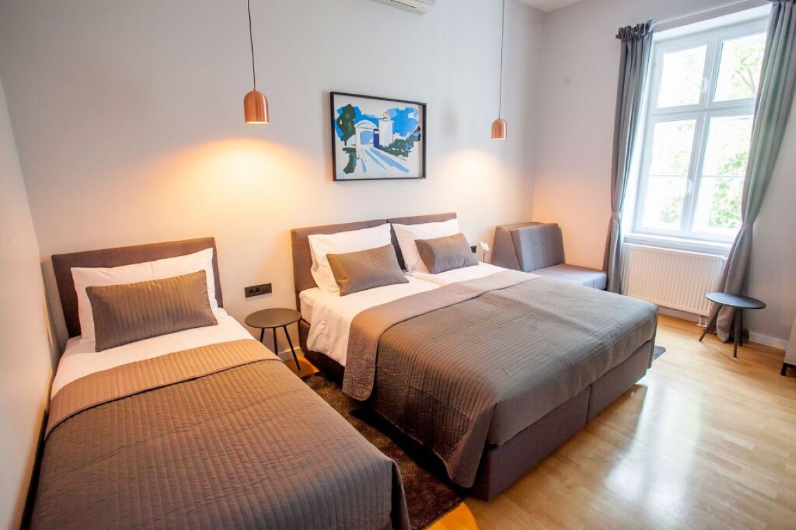 Zagreb City Vibe Apartments & Rooms-Trokrevetna soba.jpg