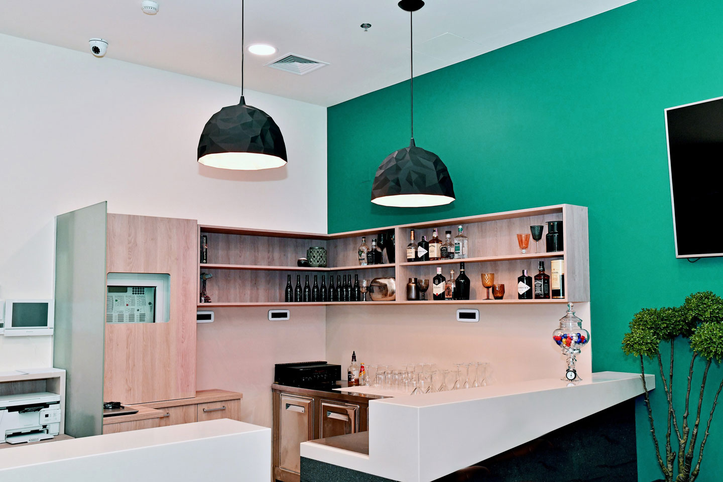 Hotel Park 45-Bar.jpg