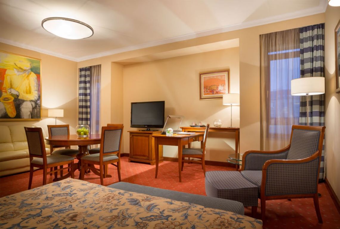 Best Western Premier Hotel Astoria-Superior soba.jpg