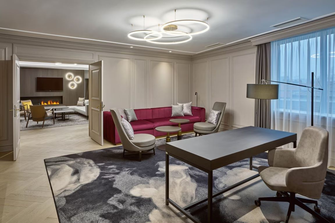 Hotel Sheraton Zagreb-Predsednicki suite.jpg