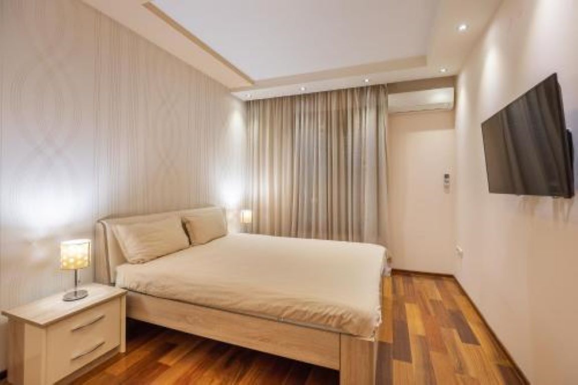 Apartments Athos-Dvosoban apartman spavaca soba.jpg