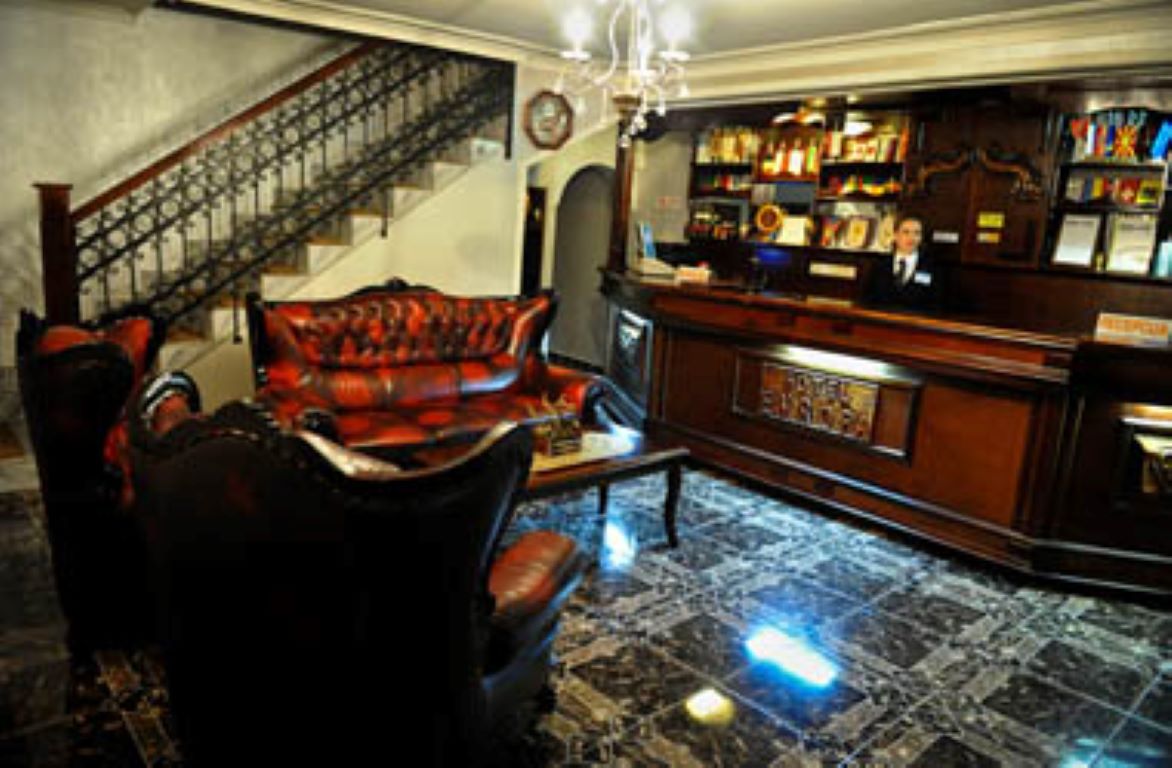 Evropa Hotel-Bar.jpg