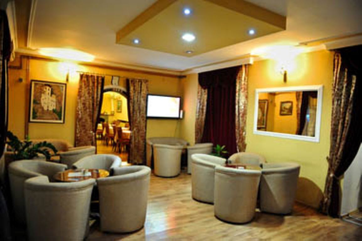 Hotel Evropa-Lobby.jpg