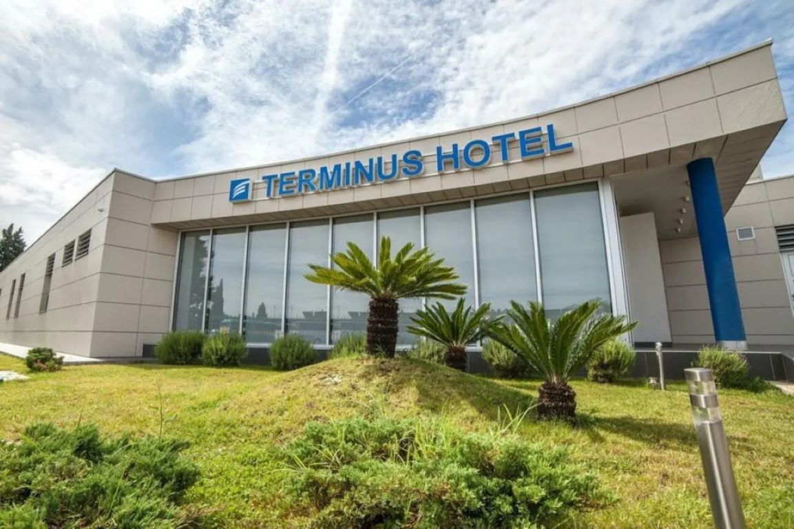 Hotel Terminus-Zgrada hotela.jpg