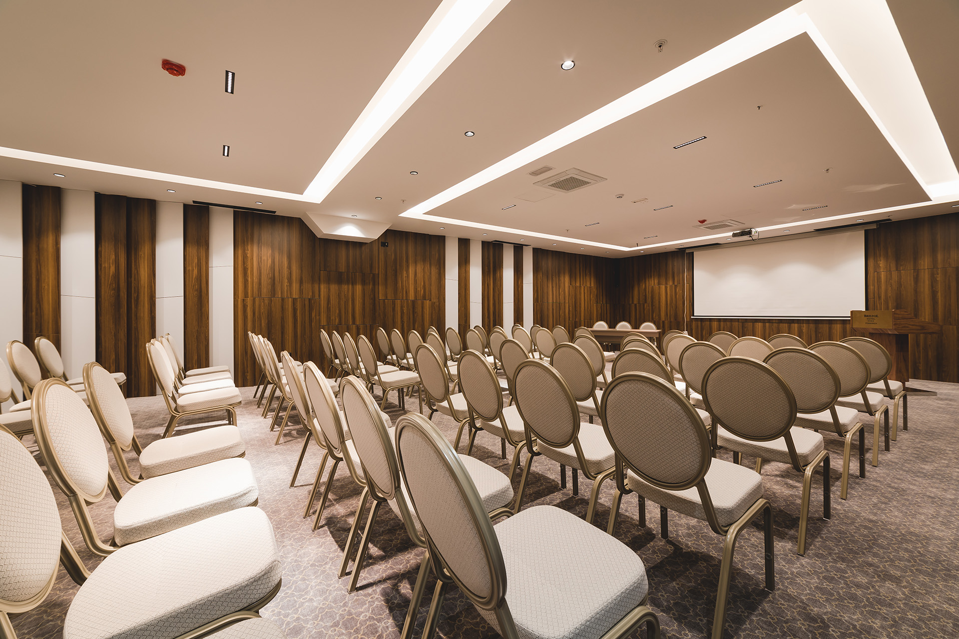 Bristol Hotel-Kongresna sala.jpg