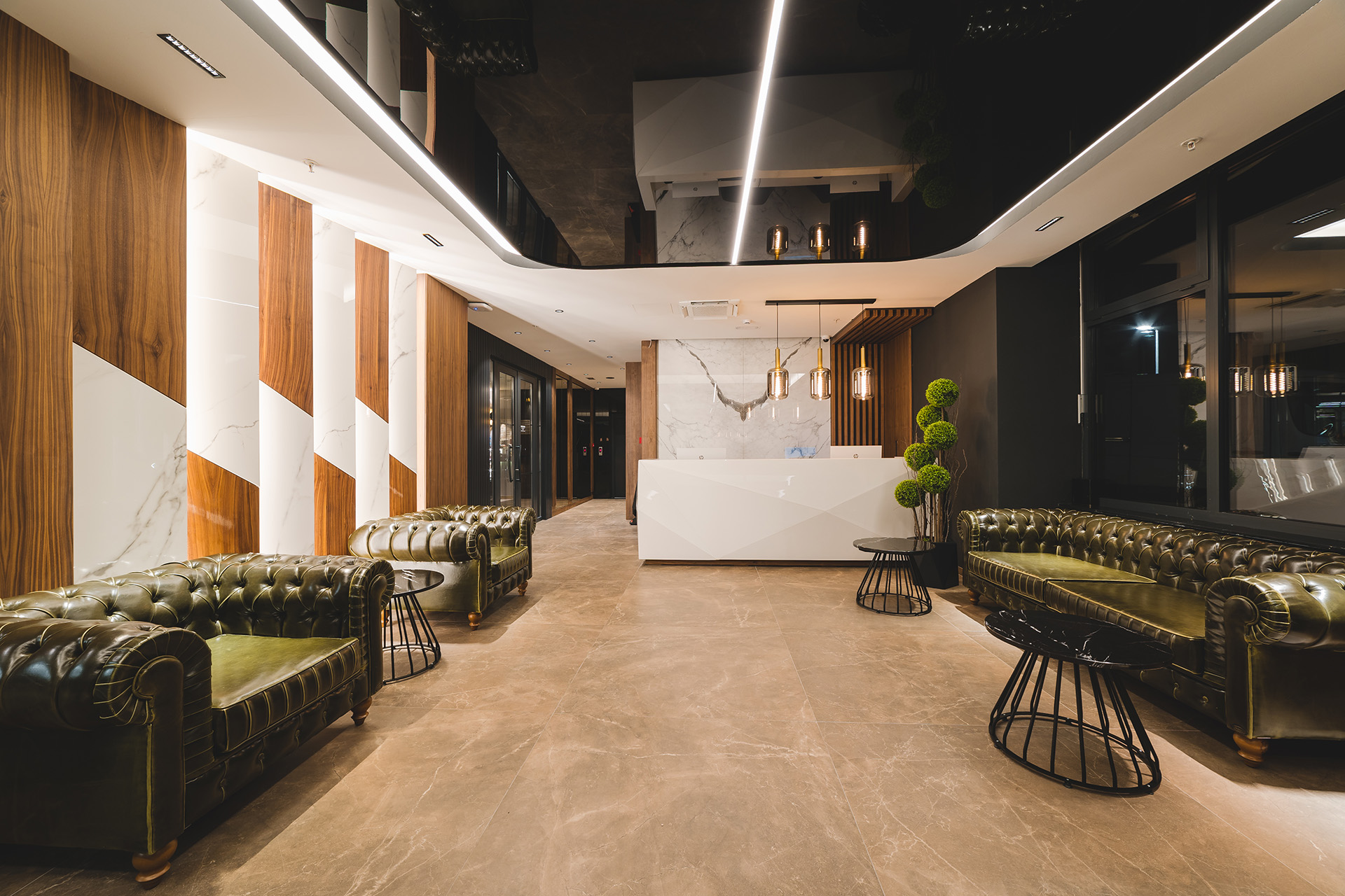 Bristol Hotel-Lobby.jpg