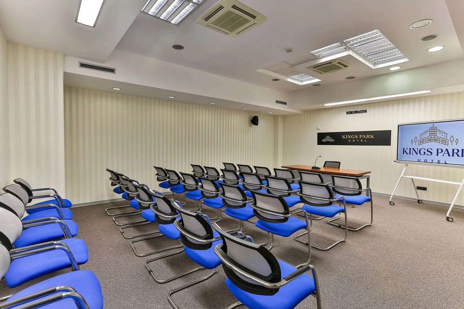 Hotel Kings Park-Sala za sastanke.jpg