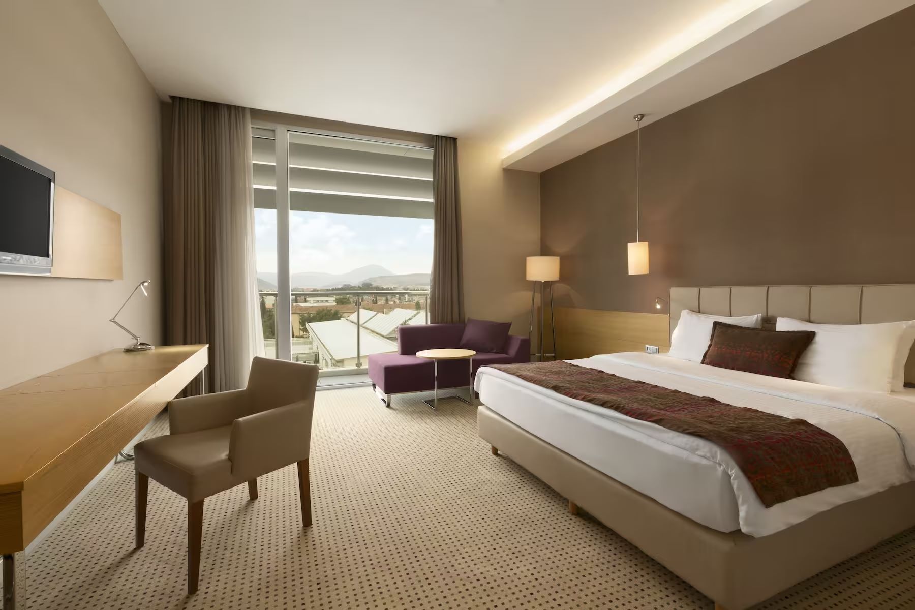 Ramada by Wyndham Podgorica Hotel-Standardna soba.jpg