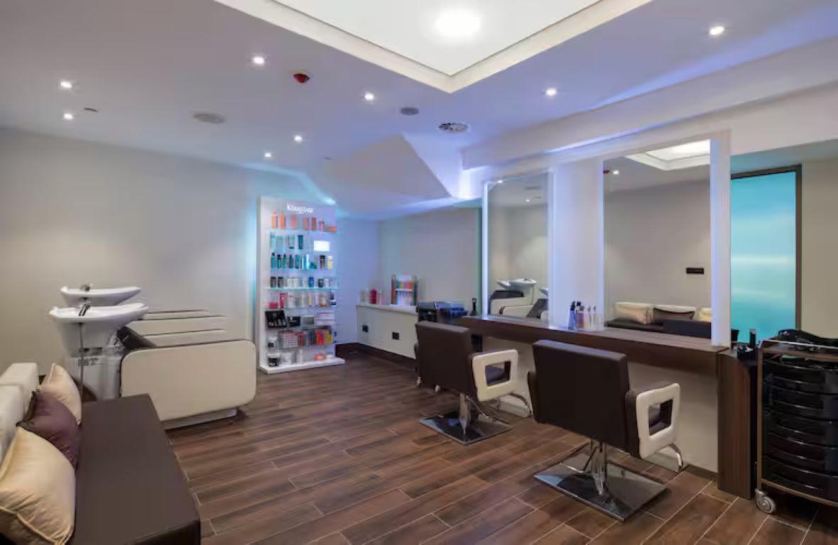 Hilton Podgorica Crna Gora-Kozmeticki salon.jpg