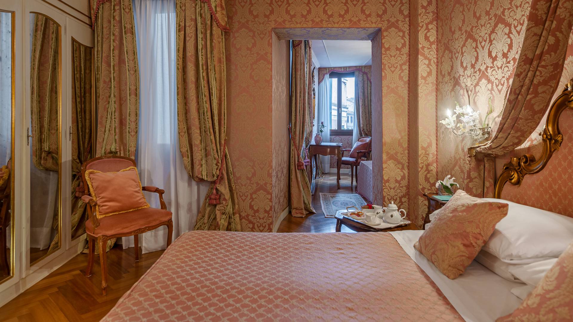 Antico Doge Hotel-Junior suite.jpg