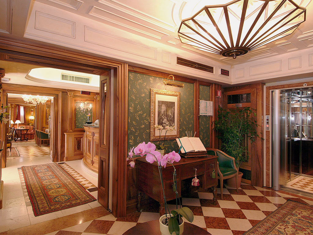 Santa Marina Hotel-Enterijer hotela.jpg